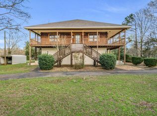 712 Pate Rd, West Point, MS 39773