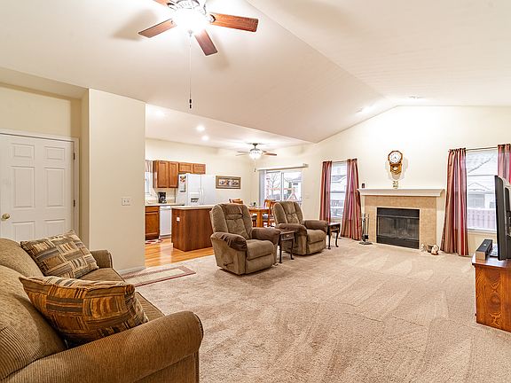5th image of 3344 Silver City Ct