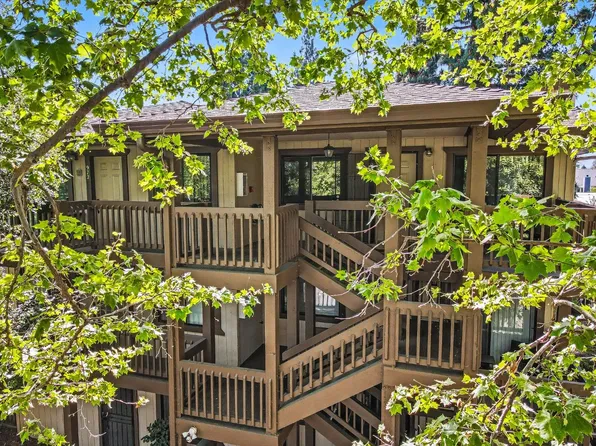 970 Apricot Ave, Campbell, CA 95008