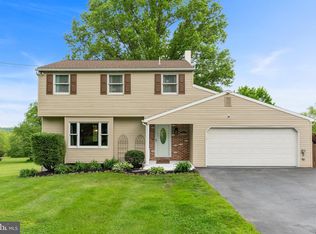 1072 Ebelhare Rd, Pottstown, PA 19465