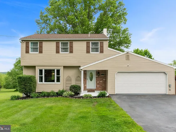 1072 Ebelhare Rd, Pottstown, PA 19465