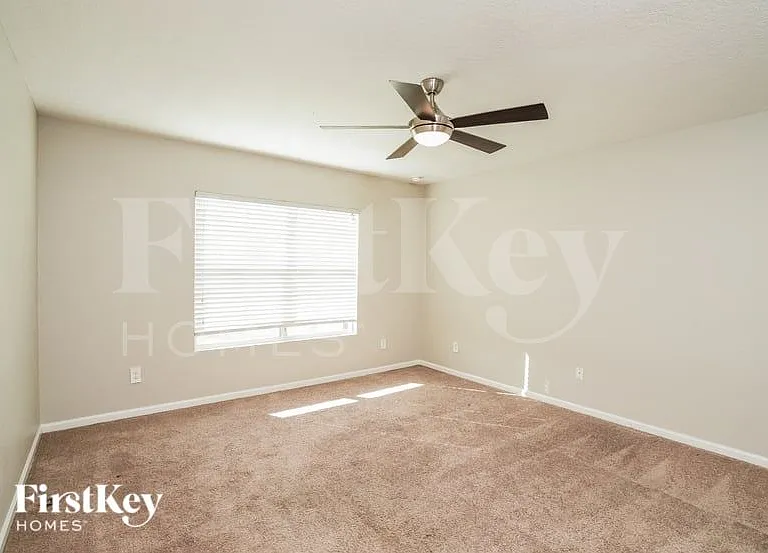 4130 Great Falls Loop — Photo 9