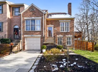 3023 Oakton Meadows Ct, Oakton, VA 22124