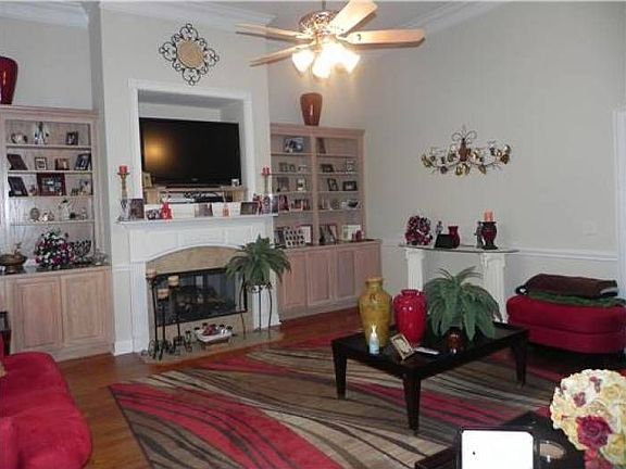 Living Room w/ Fireplace