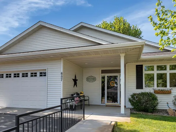 657 Jenisa Dr, Saint Cloud, MN 56301