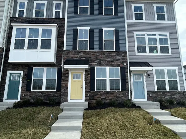 9370 Tanfield Dr, Fredericksburg, VA 22408