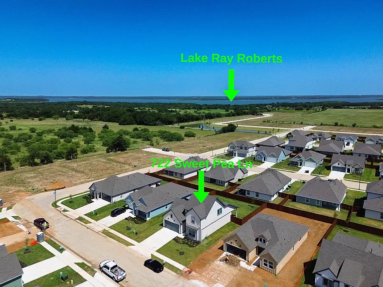722 Sweet Pea Dr — Photo 2