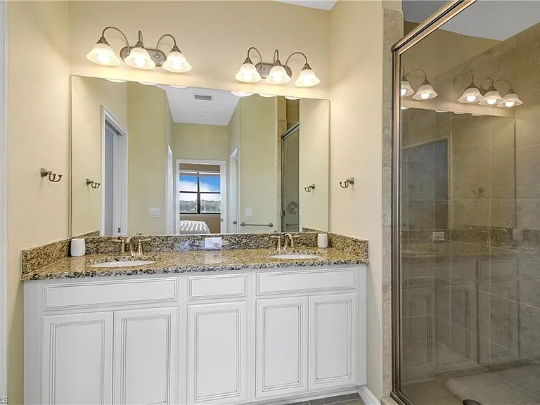 9440 Benvenuto Ct #3-204 — Photo 8