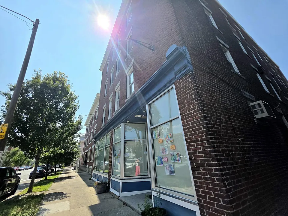 90 Congress St #4R