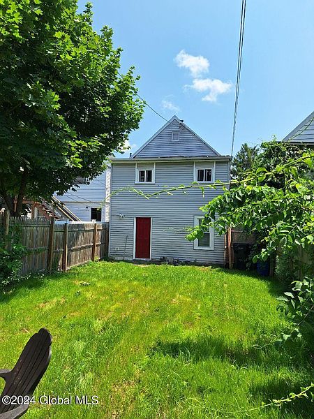 5th image of 395 4th Avenue