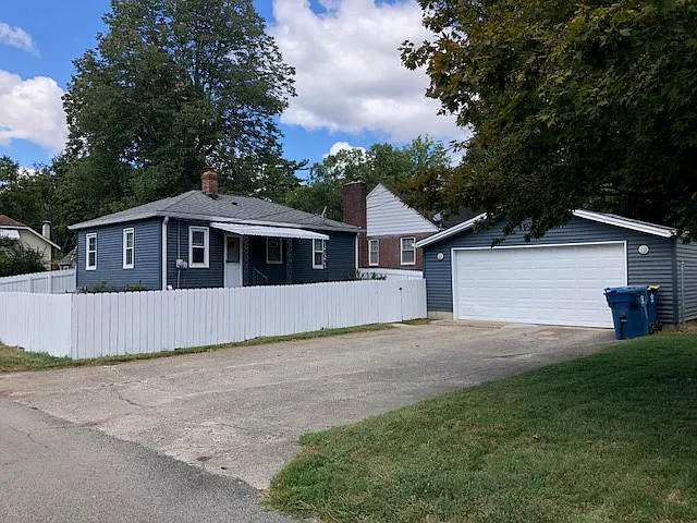 5801 Indianola Ave — Photo 4