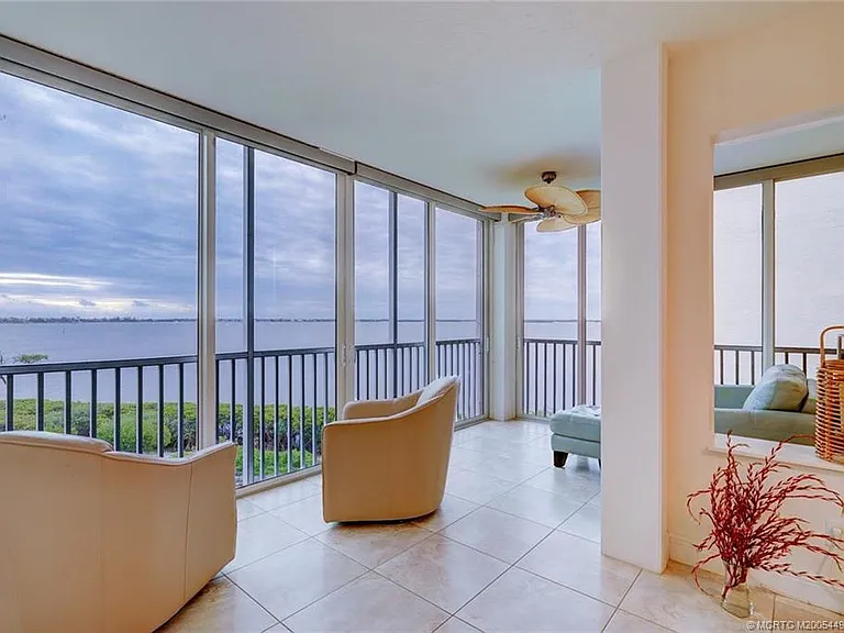 5750 NE Island Cove Way #3302 — Photo 21
