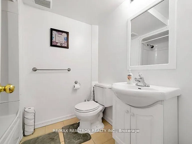 28 Hartwell Way — Photo 11