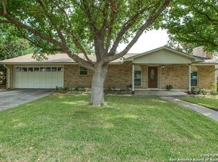 112 Sunny Ln, Kerrville, TX 78028