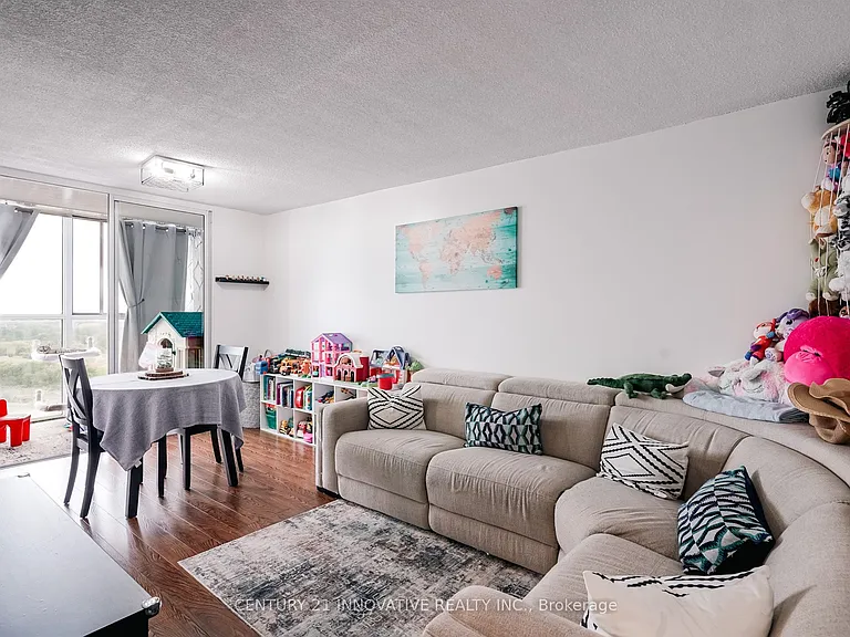 330 McCowan Rd #1702 — Photo 9