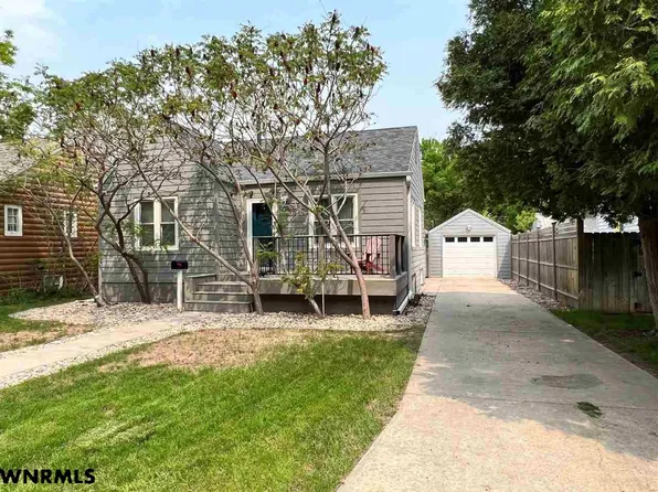 1740 12th St, Gering, NE 69341