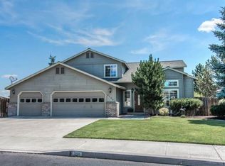 3150 SW 35th St, Redmond, OR 97756