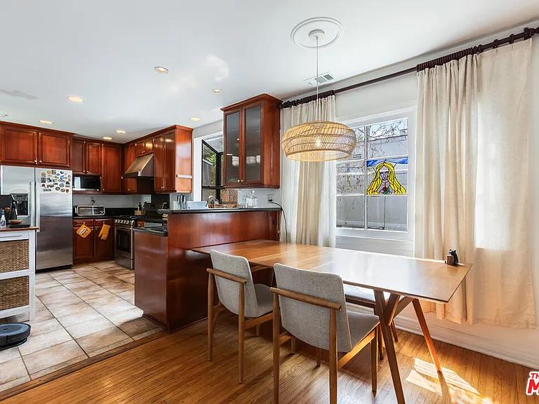 2310 Manning Ave — Photo 10