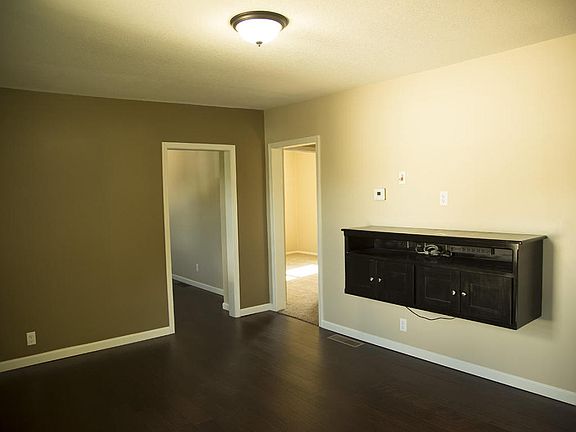 5th image of 3510 Monterey St