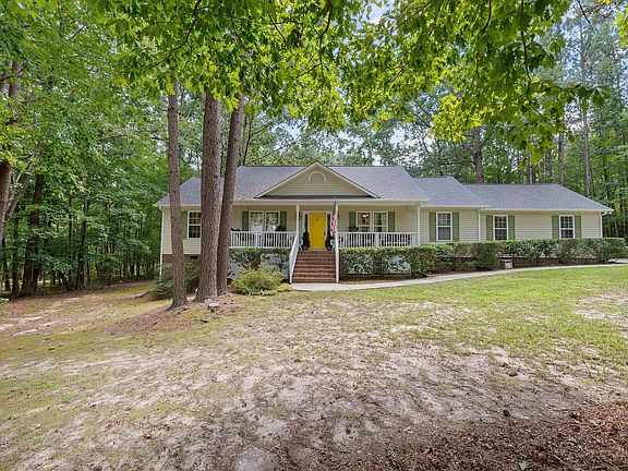 2nd image of 285 Atkinson Farm Cir