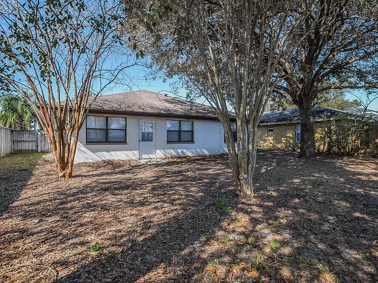 104 Daisy Dr SE — Photo 26