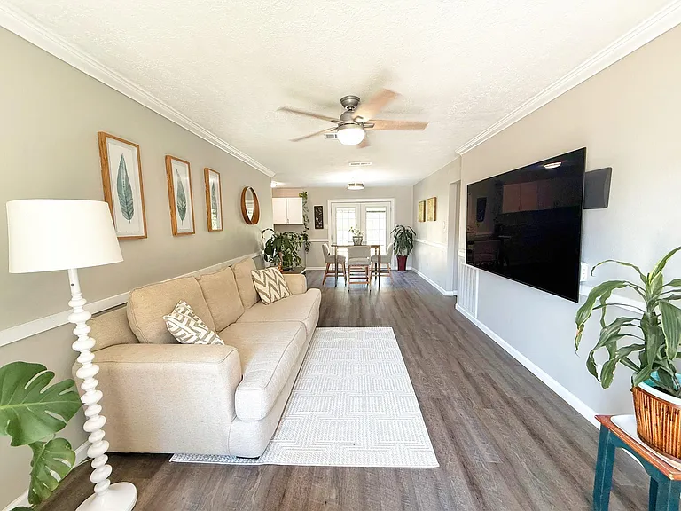 307 Bellmar Ln — Photo 3