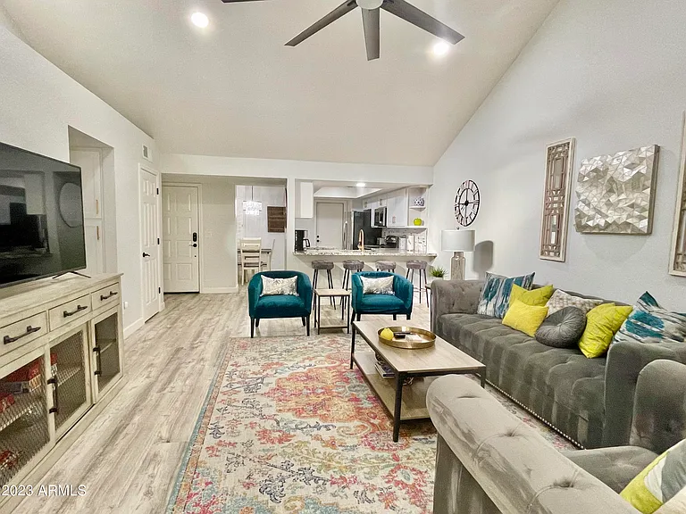 9040 E Winchcomb Dr — Photo 23