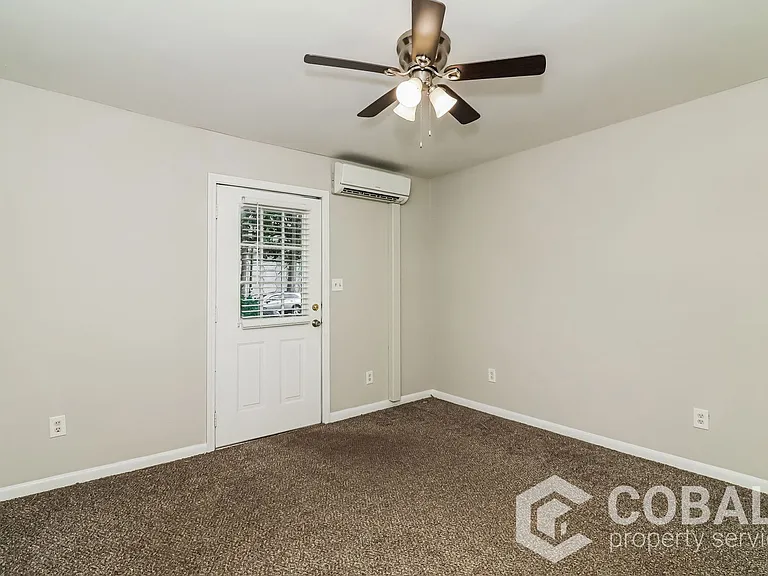 1992 Woodland Hills Ave NW #2 — Photo 8