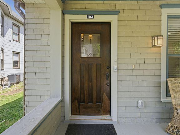 3rd image of 103 Watson Ct