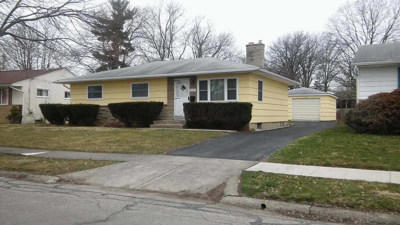 1445 Cunard Rd photo 1