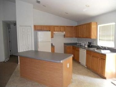 3rd image of 1203 Windy Meadow Dr