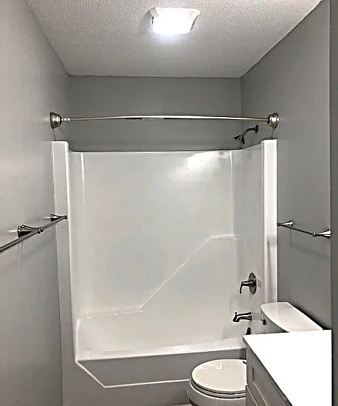 Forest Park Apartments — Photo 9