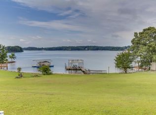 194 Walker Point, Seneca, SC 29672