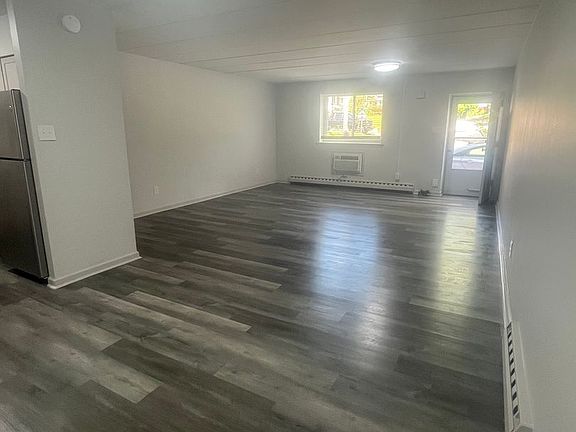 2nd image of 139 E Butler Ave #136