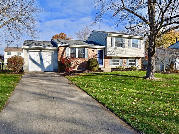 2nd image of 1390 Firethorne Dr