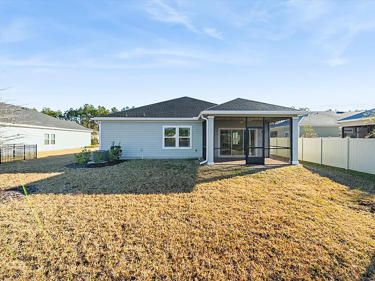 100 Lake Sinclair St — Photo 41