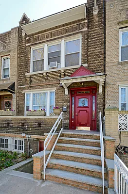 Sold by Brown Harris Stevens | media 18