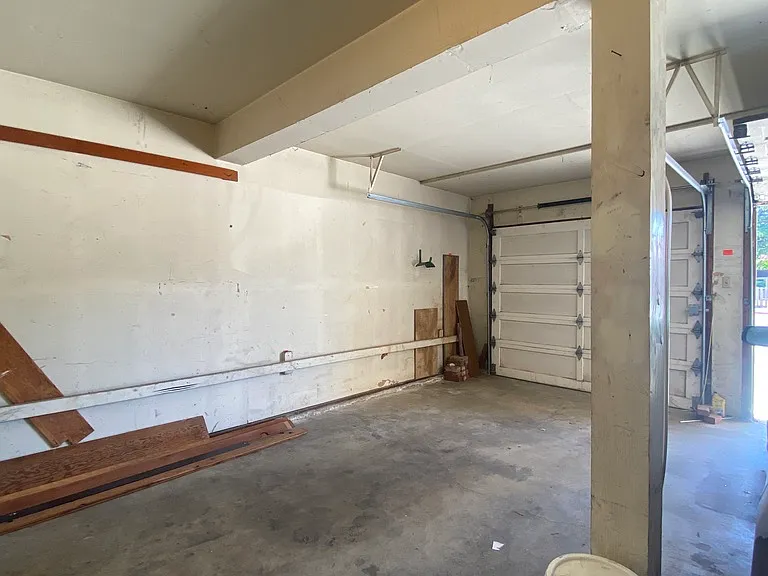 162 Roosevelt Ave #1 — Photo 35