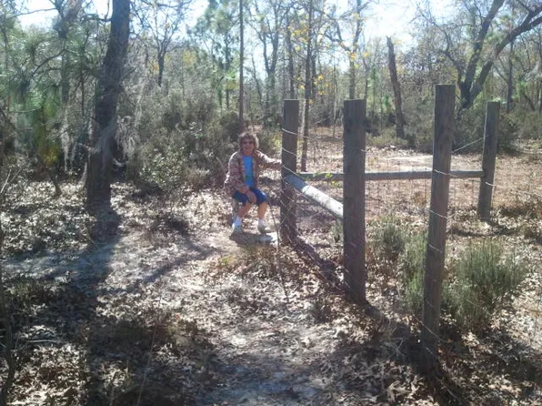 216 Melrose Landing Blvd, Hawthorne, FL 32640