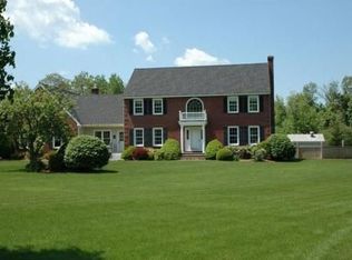 8 Morning Glory Rd, Westford, MA 01886