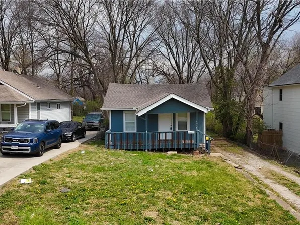 6915 Agnes Ave, Kansas City, MO 64132