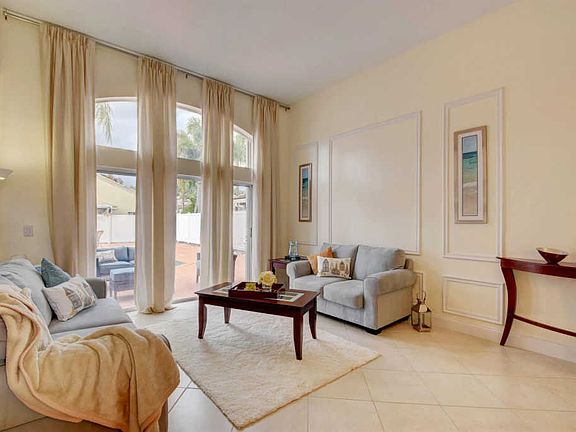 5th image of 7902 Manor Forest Blvd