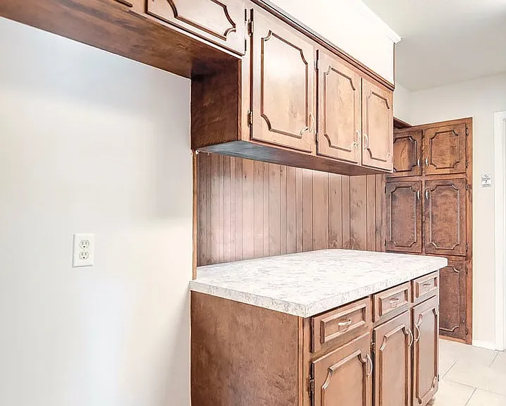 1407 Akron Dr — Photo 8
