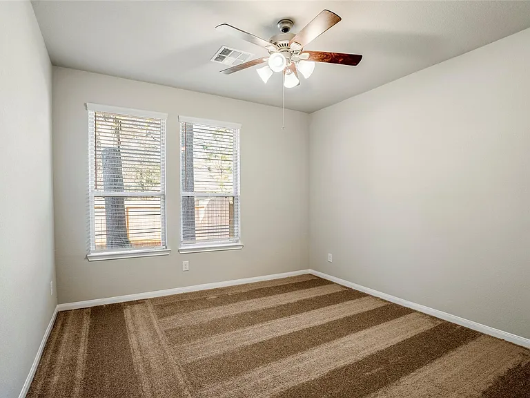 15524 Marina Dr — Photo 8