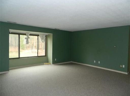 4th image of 11 Thayer Pond Dr #15