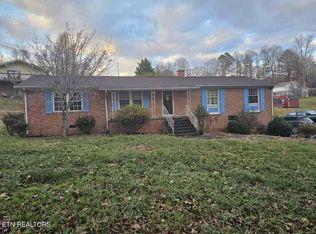 215 S 15th St, Middlesboro, KY 40965