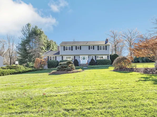 36 Firehouse Road, Trumbull, CT 06611