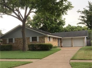 9010 Bob White Dr, Houston, TX 77074