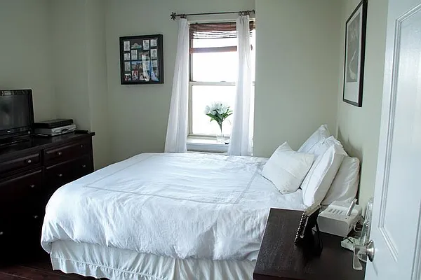 Sold by Real Direct | media 10