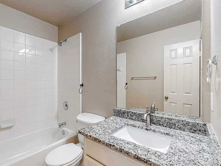 11501 Lauren Way — Photo 23